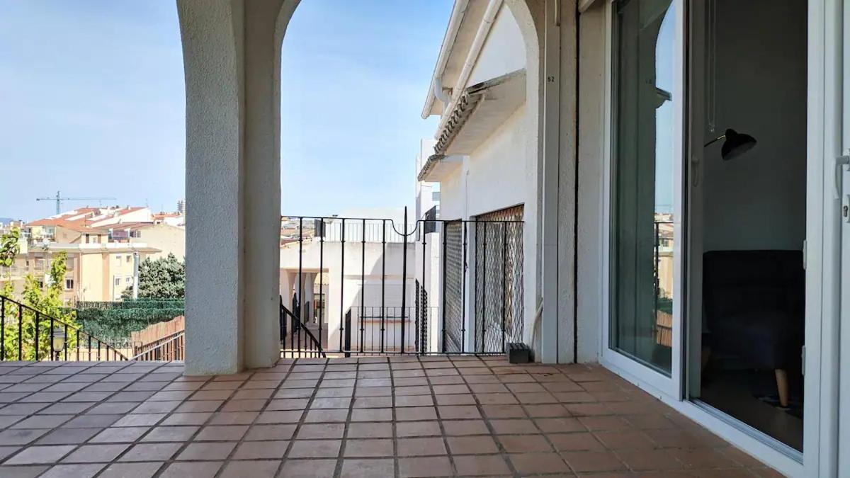 La Cova Apartment *